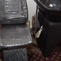 سرشور به همراه صندلی اصلاح آرایشگری|آرایشگاه و سالن‌های زیبایی|بندرعباس, |دیوار