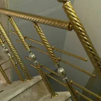 اولین نصاب نرده خانم زیبا شهر