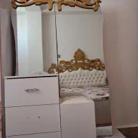 میزآرایش و پاتختی|بوفه، ویترین، کنسول|شاهین دژ, |دیوار