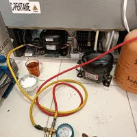 تعمیرکار یخچال فریزر خدمات برودتی (درمحل)