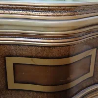 ویترین شیشه شه خم چوب با روکش طلا آنتیک نو|بوفه، ویترین، کنسول|تهران, آهنگ|دیوار