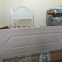 تخت تک نفره