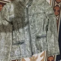 با سلام یک عدد کت چرمی نو مارک دار