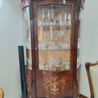 بوفه تمیز و سالم بدون ایراد و خط و خش