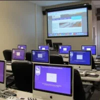 استخدام مدرس کامپیوتر با زبان انگلیسی