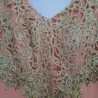 لباس مجلسی|لباس|کرج, ندامتگاه کرج (قزلحصار)|دیوار