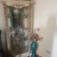 ویترین  سفید شیری رنگ سه طبقه