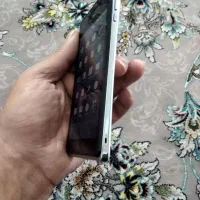 اکسپریا وی فورجی کلکسیونی سالم تمیز|موبایل|قم, شاه ابراهیم|دیوار