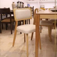نیازمند رنگکار صندلی نهار خوری