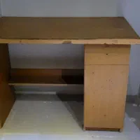 میز تحریر چوبی