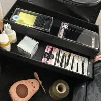 کیف مخصوص لوازم مژه و تتو