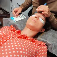 آموزش تخصصی اکستنشن مژه و لیفت مژه و ابرو|خدمات آرایشگری و زیبایی|تهران, شهران جنوبی|دیوار