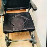 ویلچر 3 کاره حمامی (توالت) نو