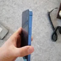 اپل iPhone 13 با حافظهٔ ۱۲۸ گیگابایت