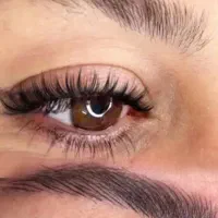 خدمات ابرو و لب