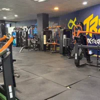 گرانول باشگاهی تمیز