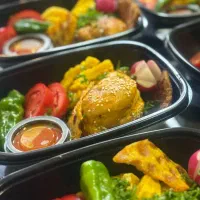 کار در غذای اماده