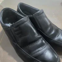 یک جفت گفش چرم اصلی