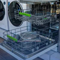 دوو اسنوا/ظرفشویی/نقد و اقساط