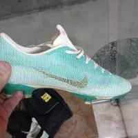 گفش چمنی در حد نو