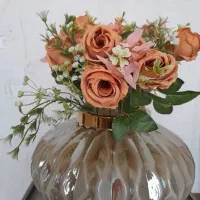 گل و گلدان مصنوعی شیک