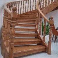 نرده چوبی پله چوبی