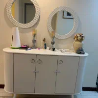 کنسول و آیینه