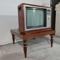 تلویزیون عتیقه و قدیمی سونی|کلکسیون اشیاء عتیقه|قم, چهار مردان|دیوار