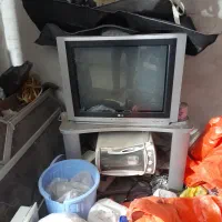 تلویزیون رنگی بزرگ صفحه تخت بهمراه دیجیتال|تلویزیون و پروژکتور|جویبار, |دیوار