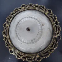 چراغ خواب وچراغ سقفی.