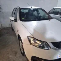 ساینا دوگانه ۴۰۲