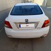 آریو 121000کار دارای کروز کنترل ضبط تصویری|خودرو سواری و وانت|میبد, |دیوار