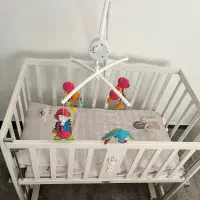 گهواره ، تخت کنار مادر|تخت و صندلی بچه|گنبد کاووس, |دیوار
