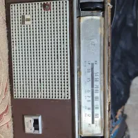 رادیو قدیمی کلکسیونی|کلکسیون اشیاء عتیقه|لردگان, |دیوار