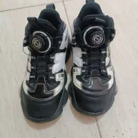 سه جفت کفش بچه گانه سایز۳۲و۳۳قیمت۱۵۰۰|کیف، کفش، کمربند|صدرا-فارس, باغشهر گلبهار صدرا|دیوار