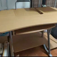 میز کامپیوتر و تحریر،