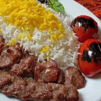 آشپز و کارگر ساده نیازمندیم