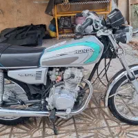 هوندا۱۲۵مدل۹۵در حدخشک