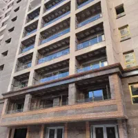 کوهسار و غدیر ۱۴۳ متر