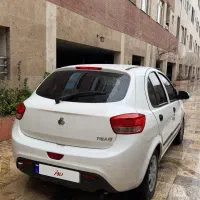 تیبا ۲ کم کار و تمیز در حد نو