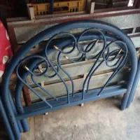 تخت فلزی یک نفره