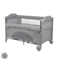 تخت کنار مادر کیکابو