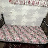 تخت خواب تک نفره و کمد لباسی|تخت و سرویس خواب|اصفهان, بهارستان|دیوار
