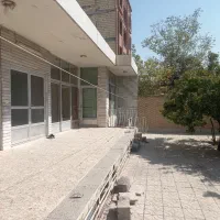 منزل550متری برخیابان مناسب مسکونی، آموزشگاه،موسسه|اجارهٔ خانه و ویلا|اصفهان, گورتان|دیوار