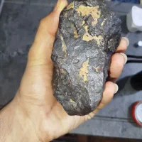 شهاب سنگ کربنی با سختی و چگالی بالا (سکه قدیمی)|کلکسیون سکه، تمبر، اسکناس|مشهد, ایثار|دیوار