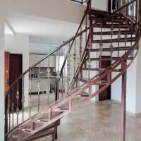 جوشکاری درب و پنجره و فرفورژه و پله پیچ و دکوراسیو