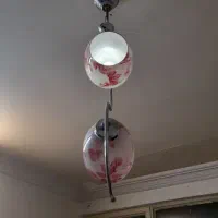 لوستر حوبابی ۲ شاخه در حد نو ۳۰۰تومن و پرده۸۰۰|لوستر و چراغ آویز|مشهد, شهرآرا|دیوار