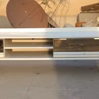 میز تلوزیون در حد نو
