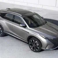 روئِوِ(ساخت انگلیس وارداتی شرکت سایپا)