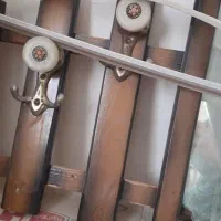 رخت اویز چوبی